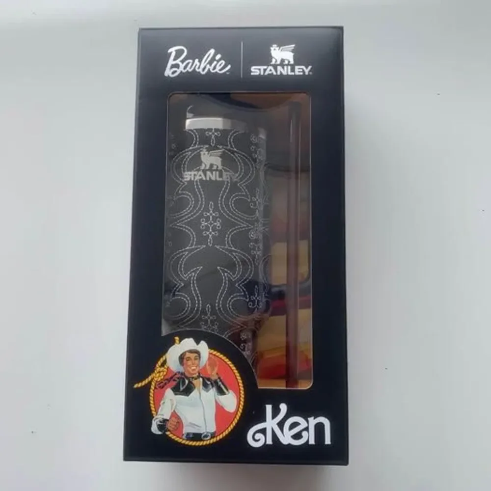Stanley x Barbie Tumble 40 OZ Limited Edition - Picture 7 of 8